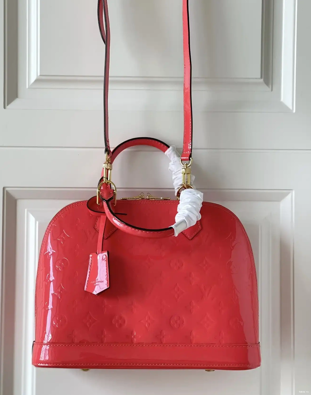 VUITTON LOUIS ALMA PM 0703